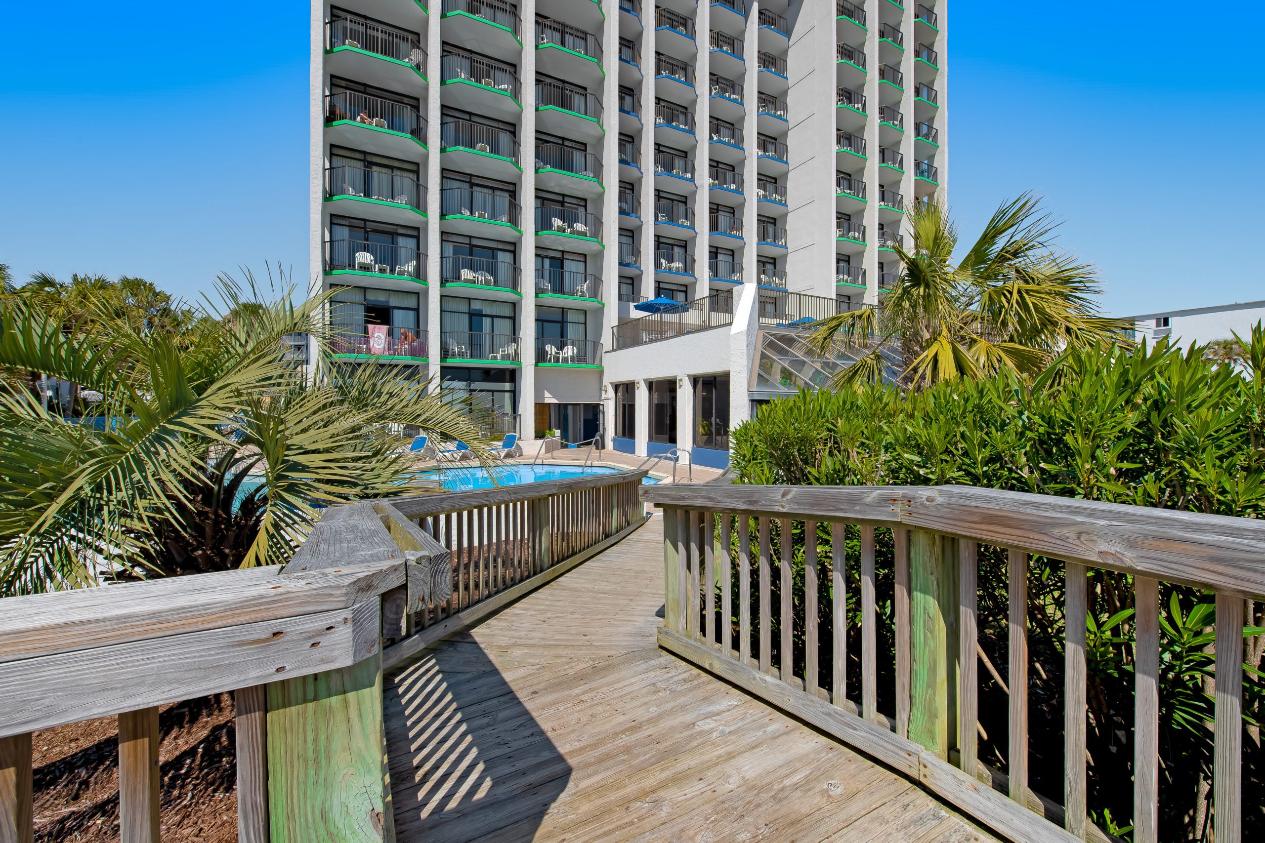 Oceanfront 2-Bedroom Suite