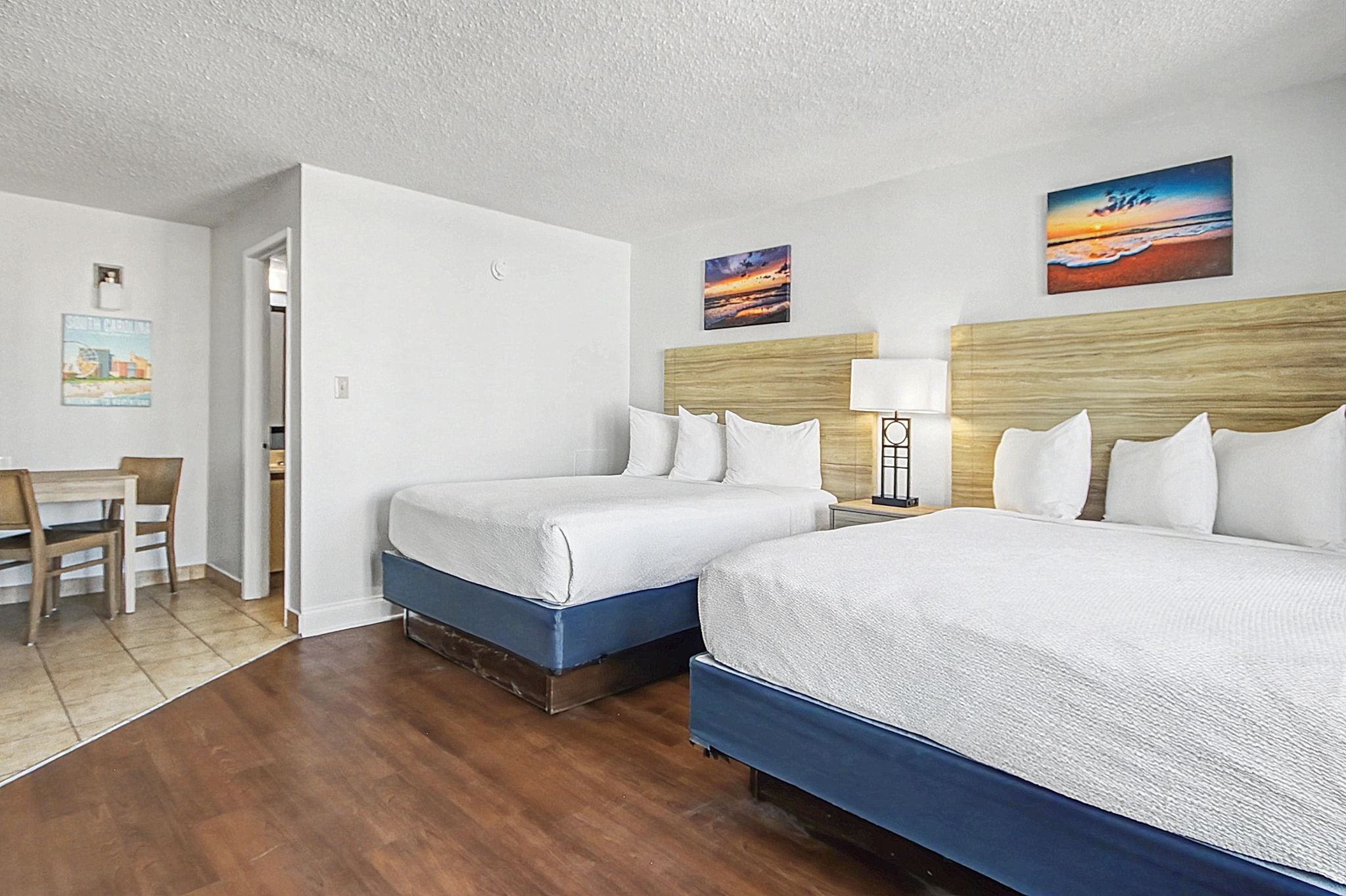 Standard Room – Partial Ocean View